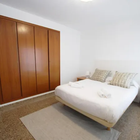 Gran Via Apartment *