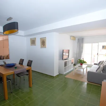 Gran Via Apartment *